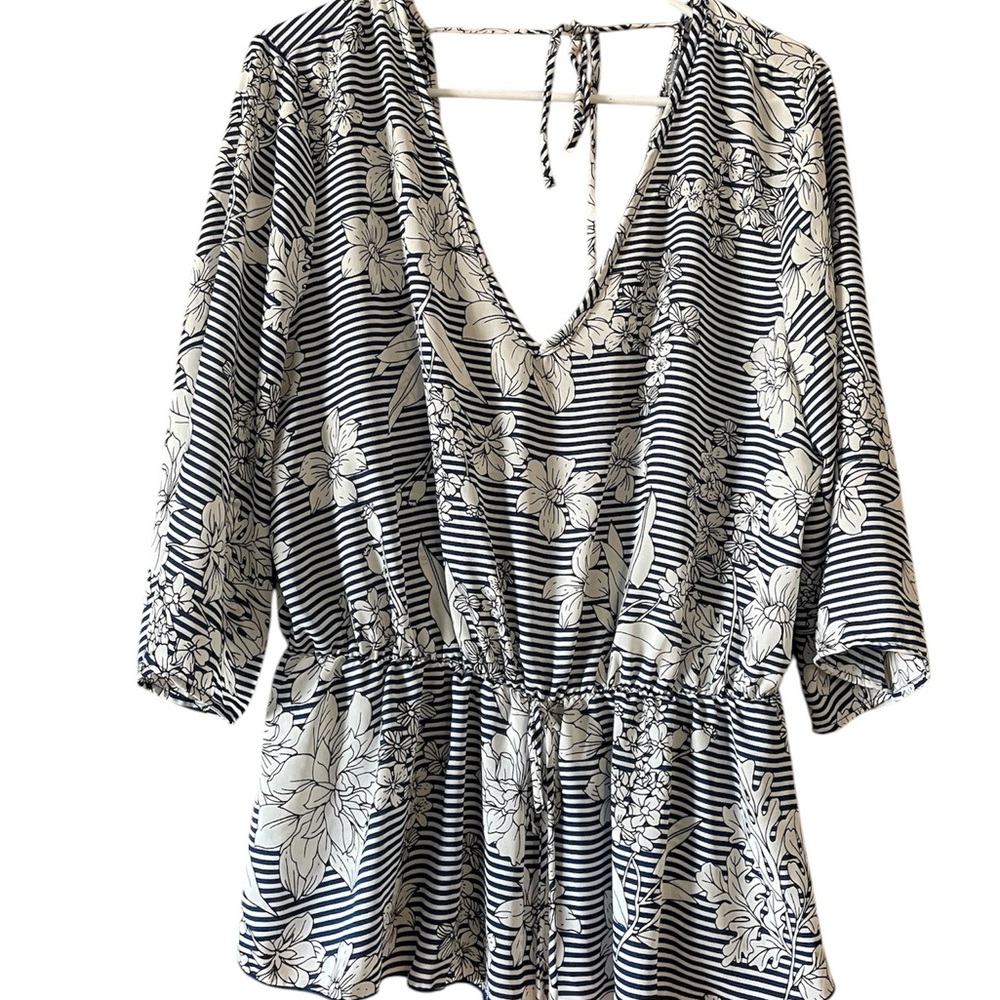 Charlotte Russe Womens Floral Blouse